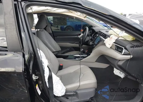 2018 Toyota Camry Se из США, поврежденный, VIN 4T1B11HK3JU627329